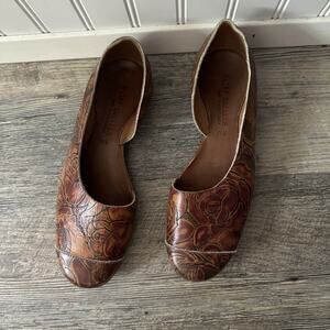 Cliff Dweller Cydwoq Norma D’Orsay Tooled Leather Flats Size 8.5